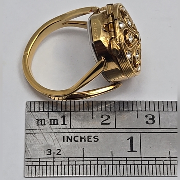 Rare Vintage Bucherer Swiss Ring Quartz Watch Crystals Gold Plated New Battery - Picture 4 of 10